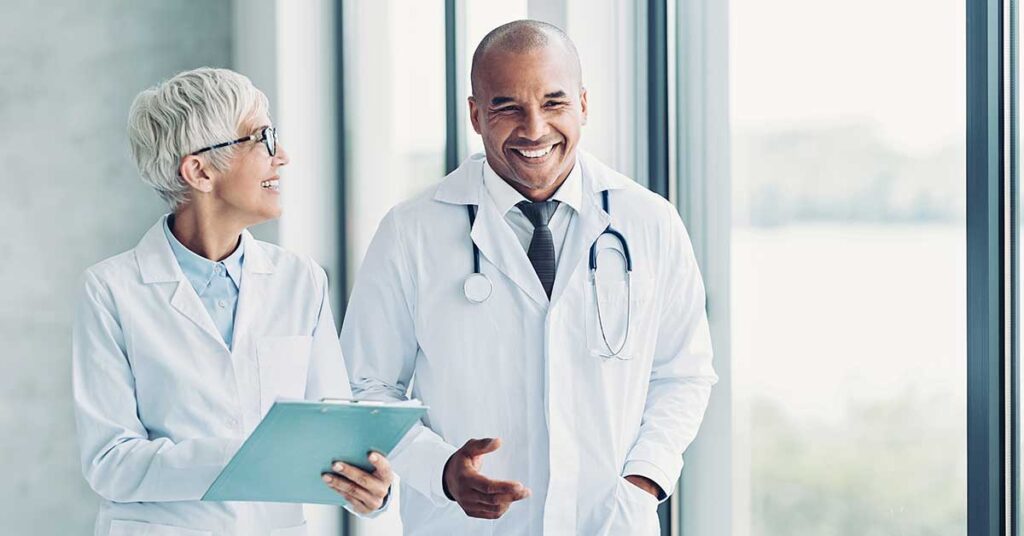 4 Reasons to Make Time for Physician Mentorship (And How to Do It)